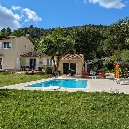Villa Calme Avec Piscine A Greoux Bagian luar foto